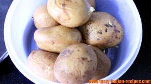 Sukha Aloo Recipe-Step1